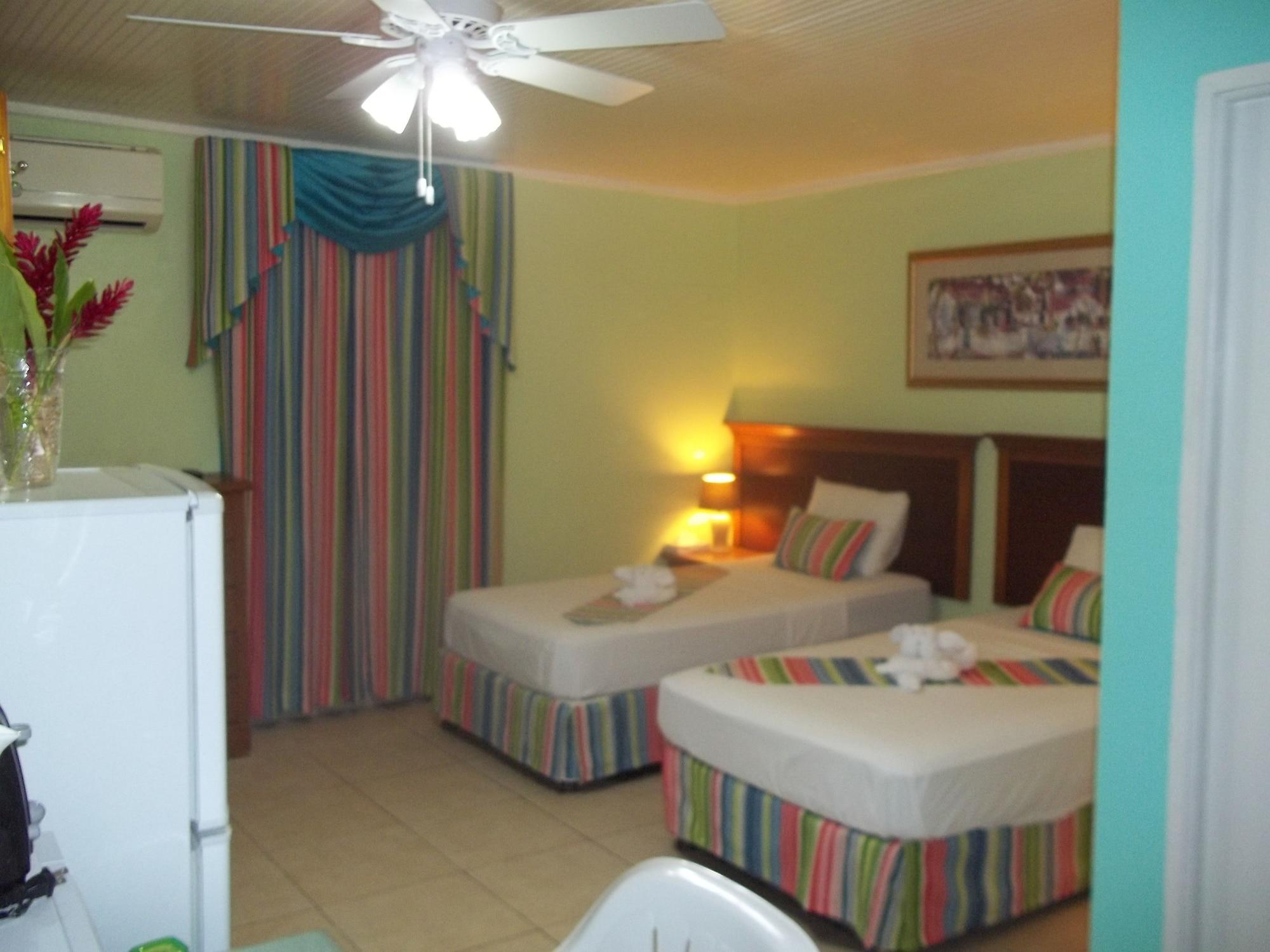 Palm Garden Hotel Barbados Bridgetown Ngoại thất bức ảnh